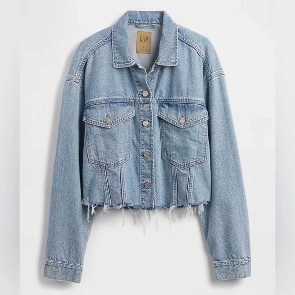 Gap UltraSoft Icon Denim Crop Jean Jacket Shacket Spring Festival Rodeo NWOT - Picture 5 of 6